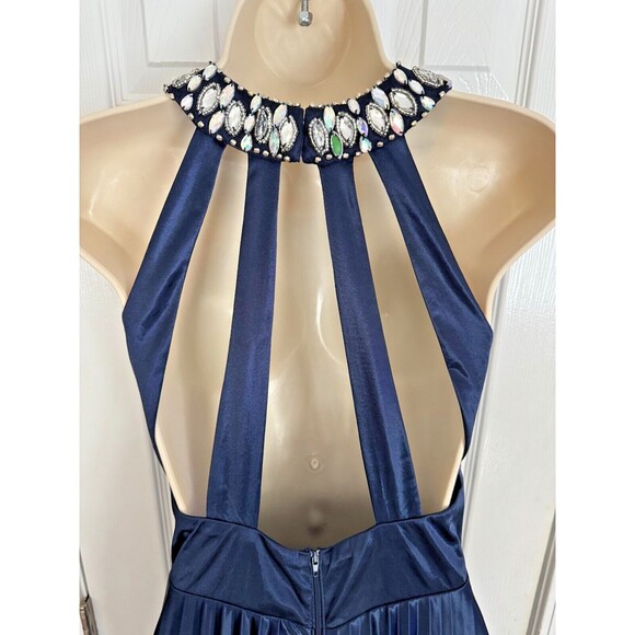 Sequin Hearts Navy Formal Prom Dress Sz 5 Beaded Halter Flowing Silky Gown NWT - Picture 6 of 16